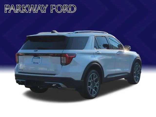 Used 2025 White Ford Platinum image 5