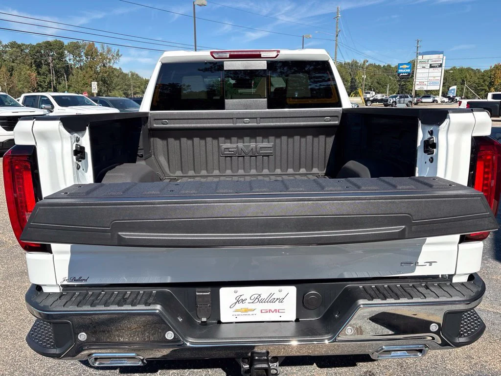 New 2026 Summit White GMC SLT image 32