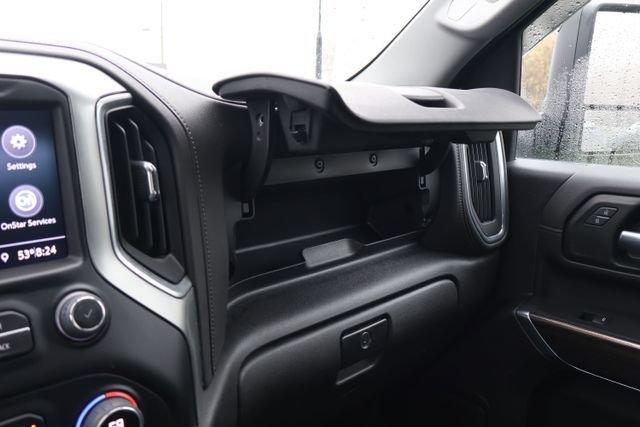 Used 2022 Black Chevrolet LT image 27