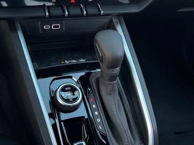 2026 Chevrolet Colorado Trail Boss - Photo 15
