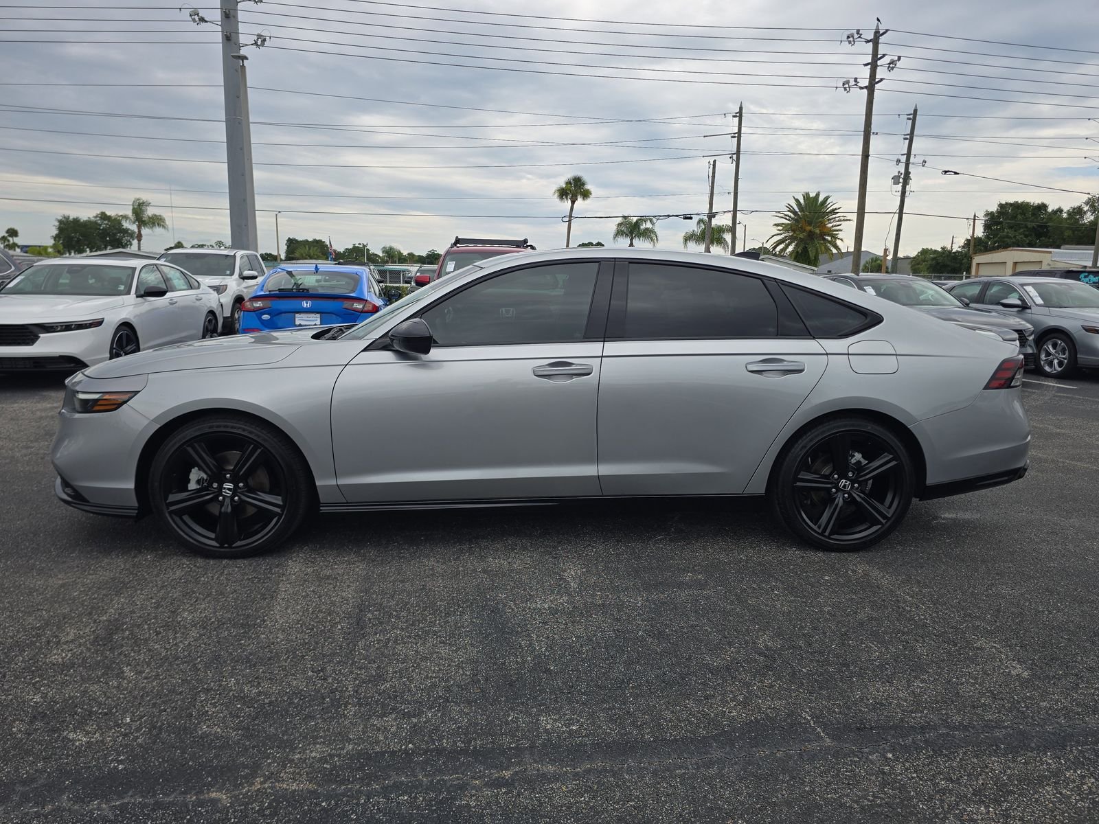 Used 2024 Silver Honda Sport-L image 6