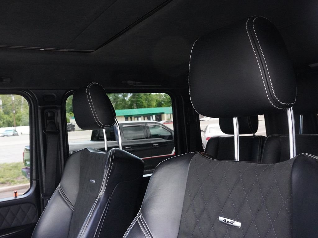 Used 2018 White Mercedes-Benz G 550 Squared image 33