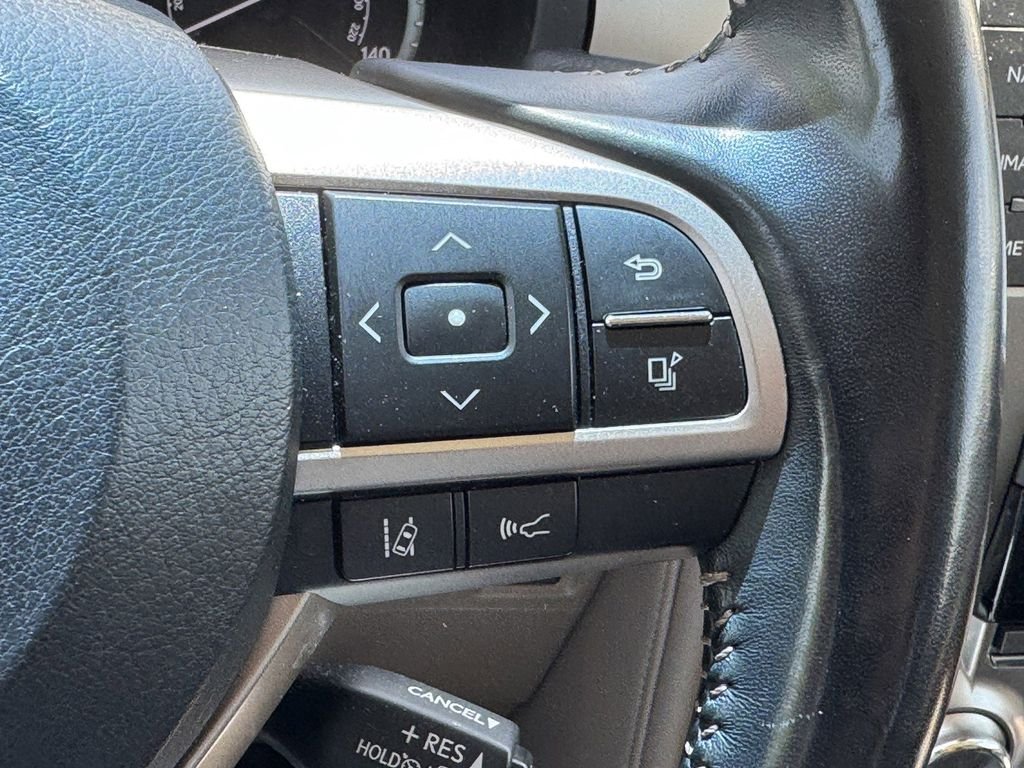 Used 2020 Pearl Lexus 460 image 20