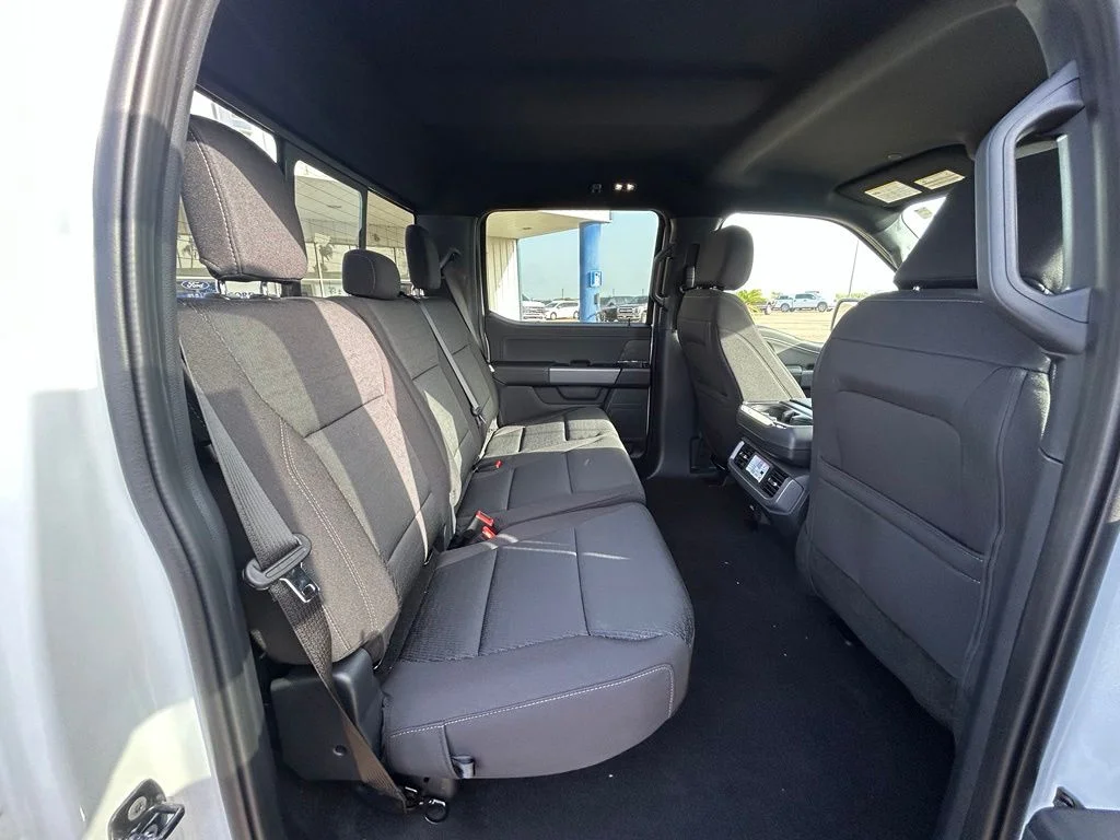 New 2026 Oxford White Ford XLT image 20