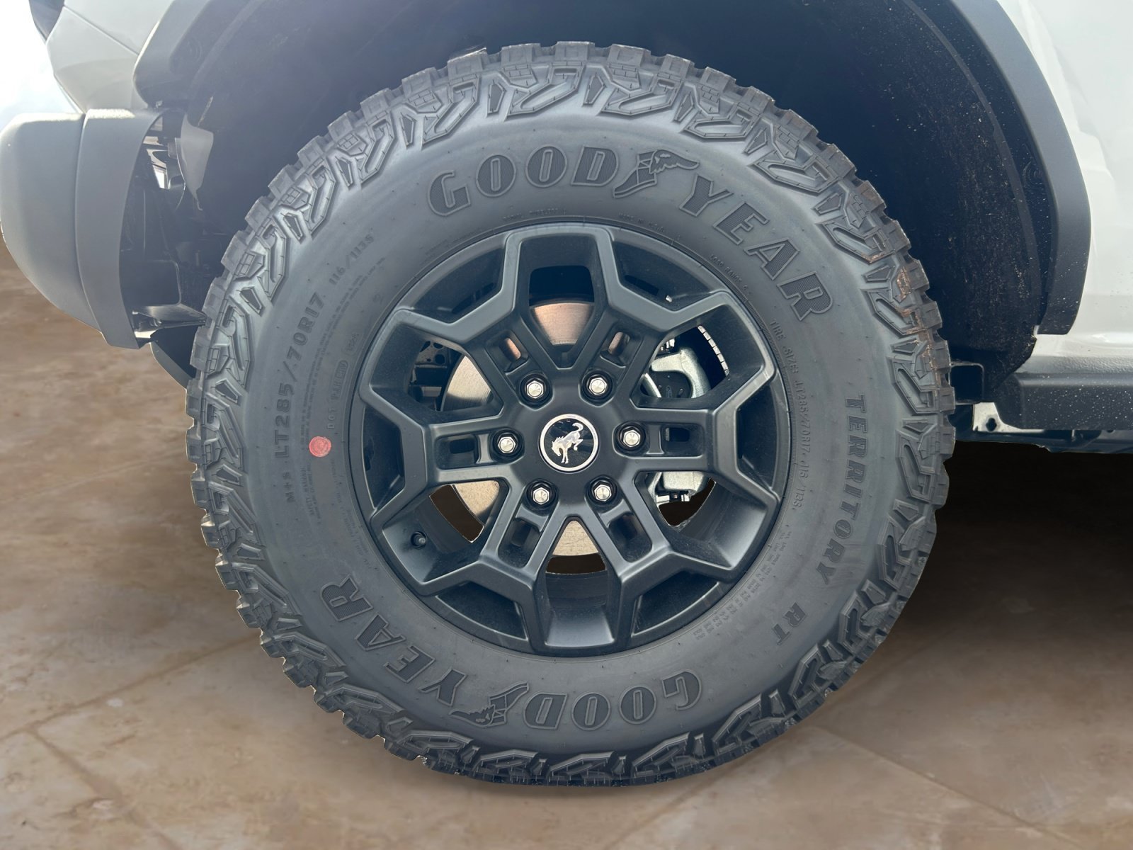 New 2026 Oxford White Ford Badlands image 22