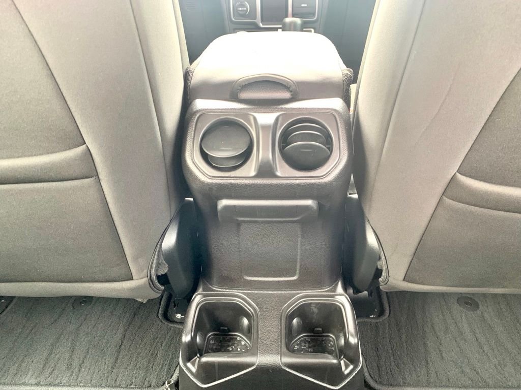 Used 2018 White Jeep Sport image 21