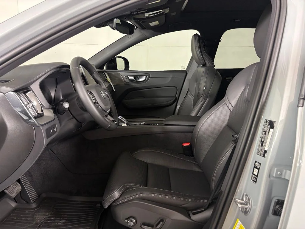 New 2026 Gray Metallic Volvo Ultra image 16