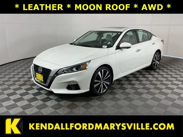 2021 Nissan Altima Platinum's photo
