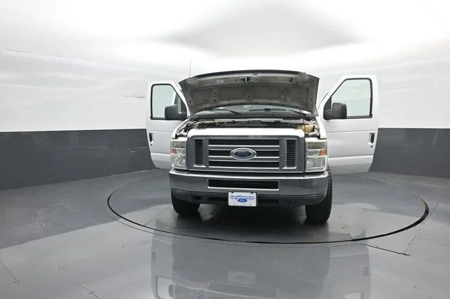 Used 2012 Oxford White Ford XLT image 41