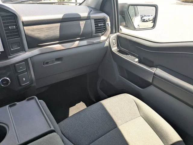Certified Used 2025 Oxford White Ford XLT image 15