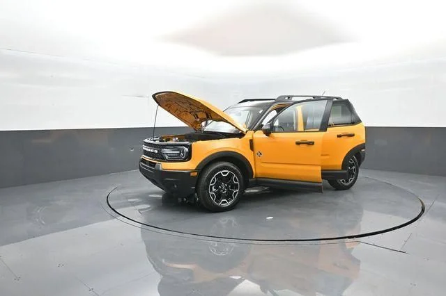 New 2026 Orange Fury Metallic Tri-Coat Ford Outer Banks® image 40