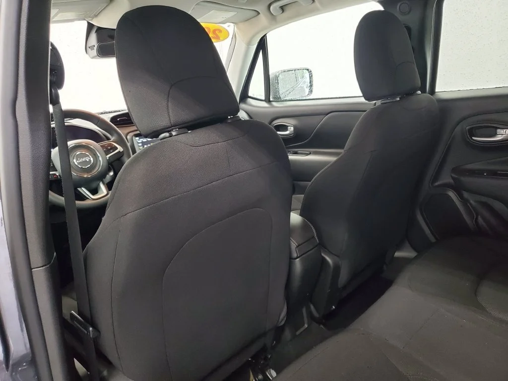 2023 Jeep Renegade Latitude - Photo 26
