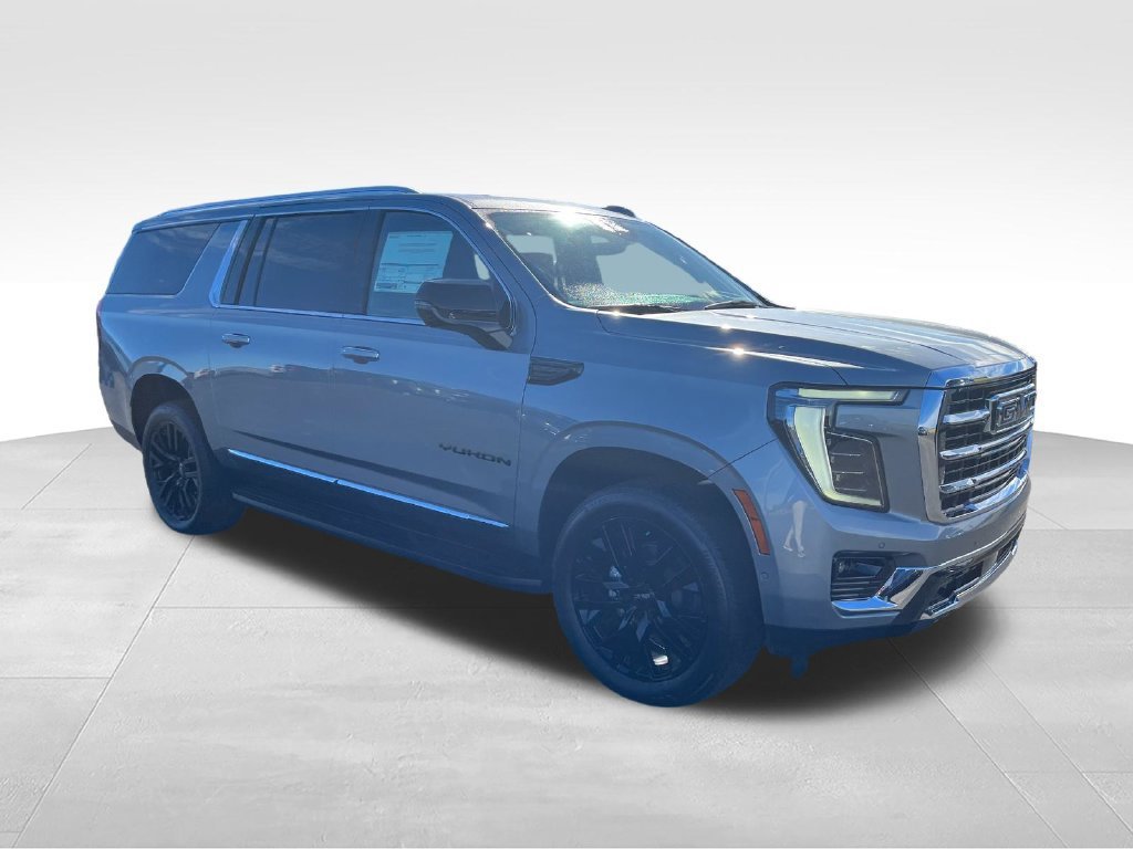 New 2027 Sterling Metallic GMC Elevation image 7
