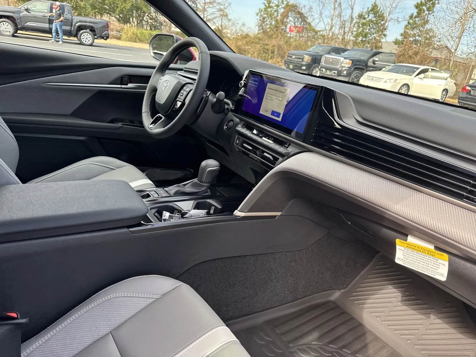 Used 2025  Toyota  image 33