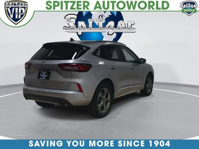 Used 2023 Silver Ford ST-Line image 10