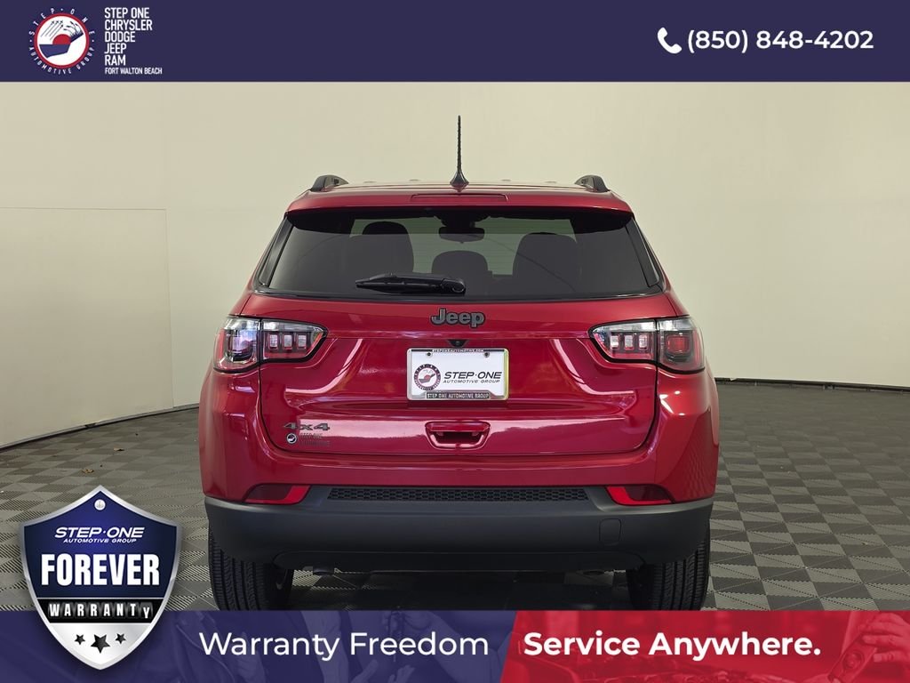 Used 2025 Red Jeep Latitude image 5