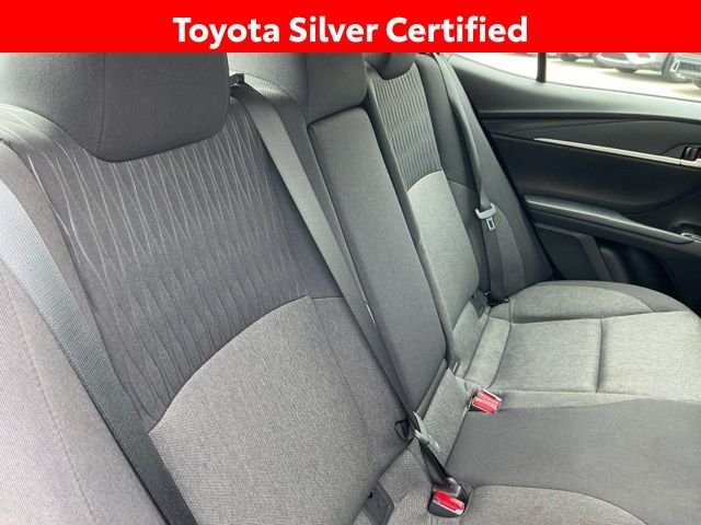 Used 2025  Toyota LE image 23