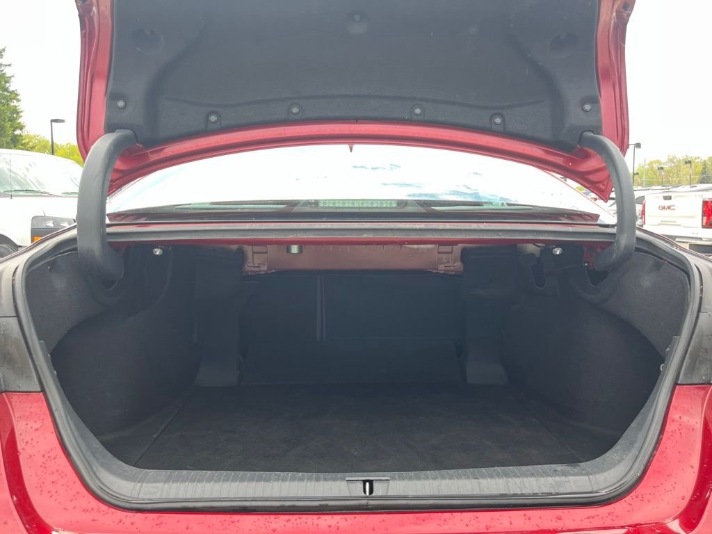 Used 2019 Pearl Toyota XSE image 10