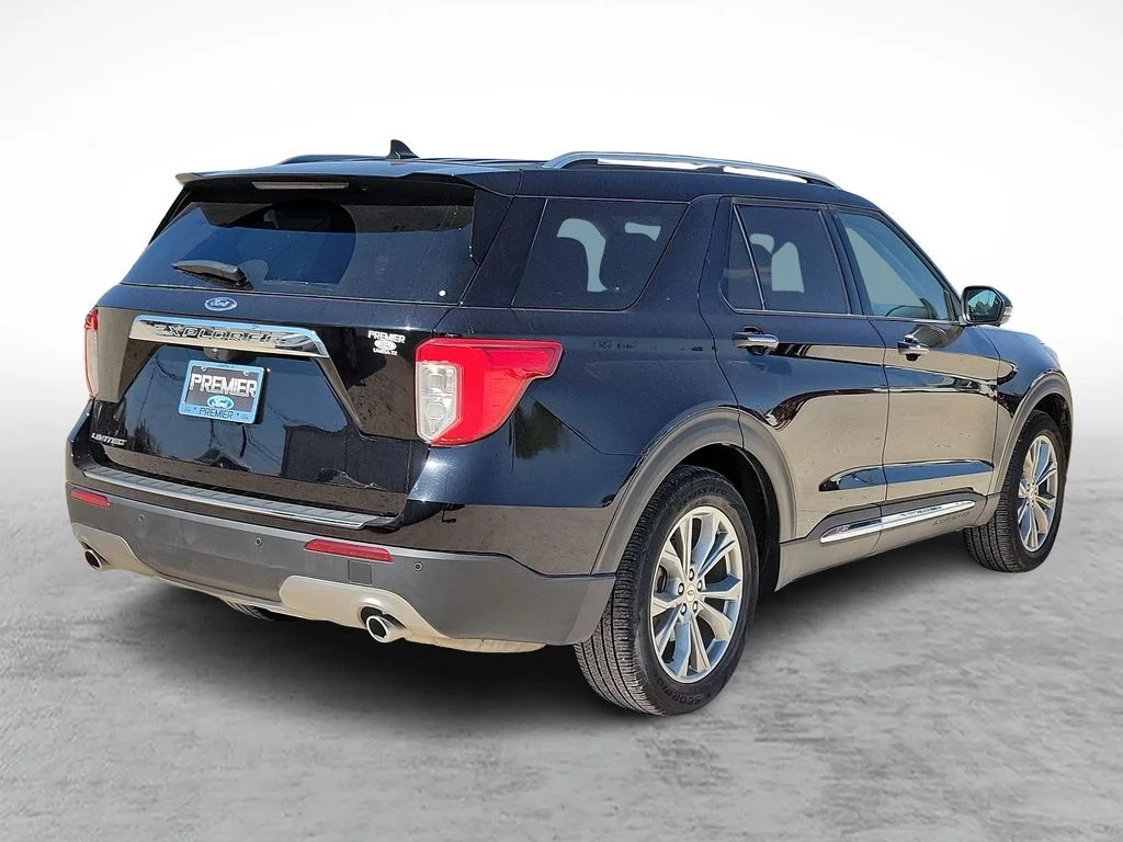 Used 2023 Black Ford Limited image 11