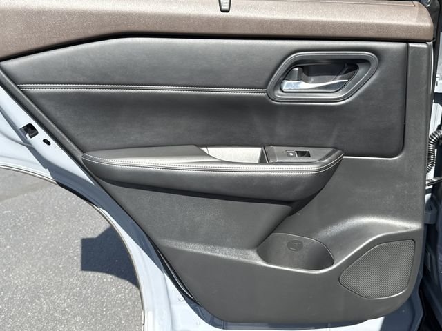 Used 2023 Gray Nissan SL image 19