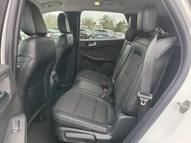 New 2024 Star White Metallic Tri-coat Ford Plug-in Hybrid image 6