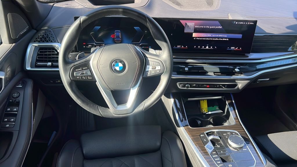 Used 2026 Black BMW xDrive40i image 15