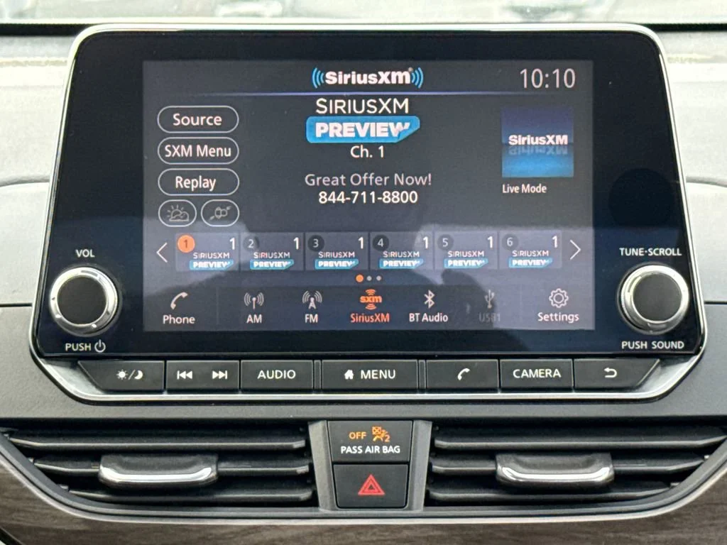 Used 2023 Black Nissan 2.5 SV image 21