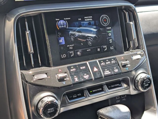 2024 Lexus LX F-Sport - Photo 19