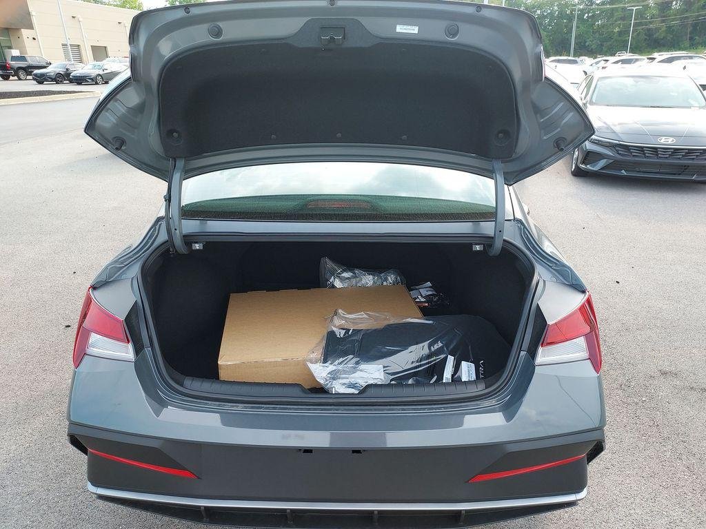 New 2026 Gray Hyundai SEL Sport image 28