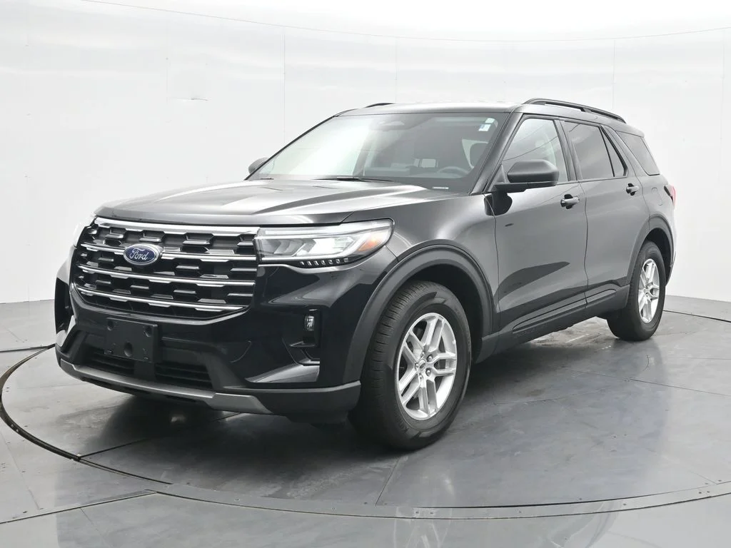 2026 Ford Explorer's photo