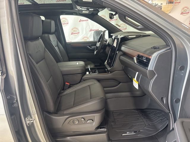 2026 GMC Yukon Denali - Photo 45