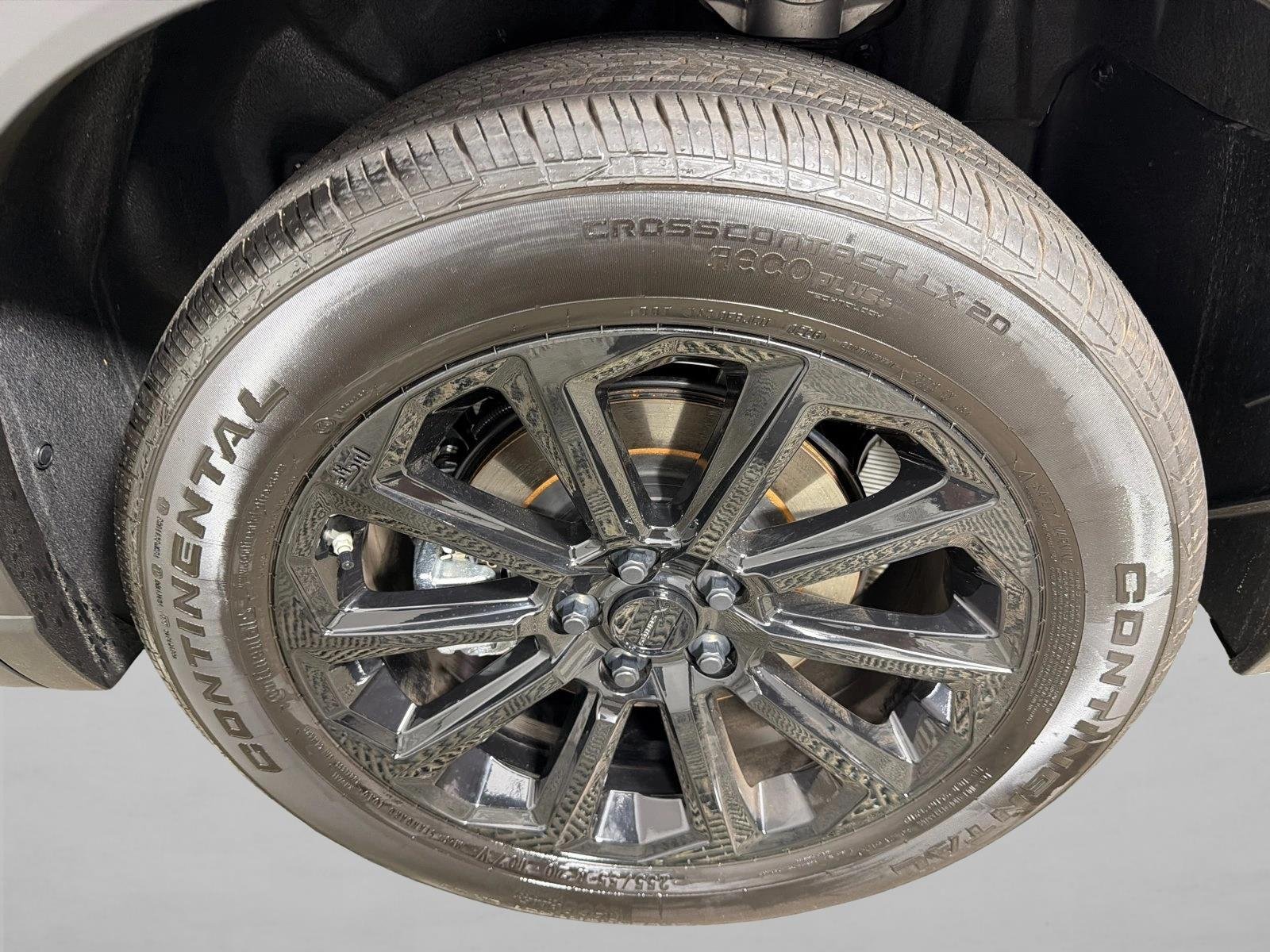 Used 2026 Midnight Black Metallic Toyota XLE image 20