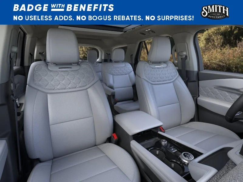 New 2026 Star White Metallic Tri-Coat Ford Platinum™ image 11