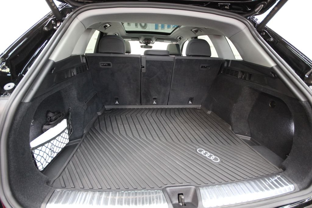 2025 Audi Q5 Premium - Photo 6