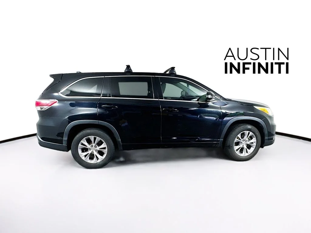 Used 2014 Black Toyota LE Plus V6 image 9