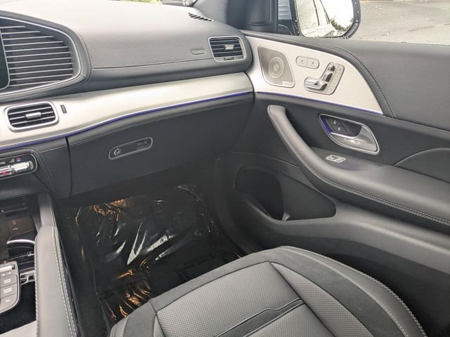 Used 2025  Mercedes-Benz GLE 53 AMG® image 16
