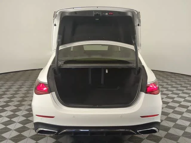 Used 2026 Polar White Mercedes-Benz E 350 image 35