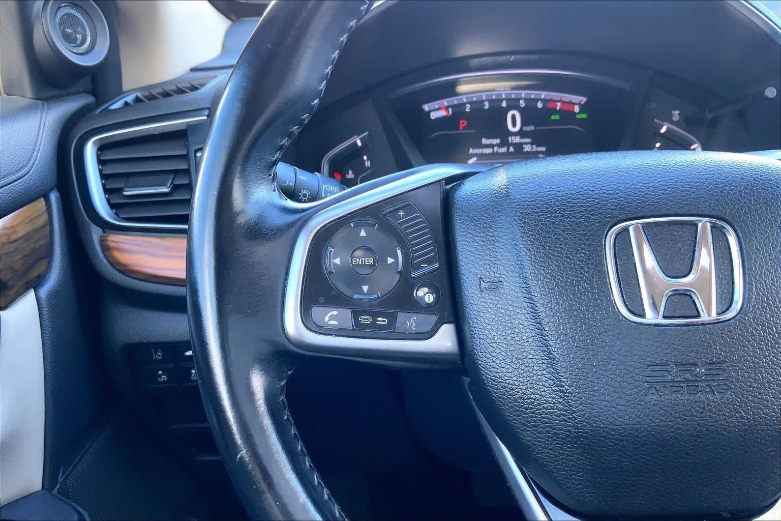 Used 2018 Basque Red Pearl II Honda Touring image 24