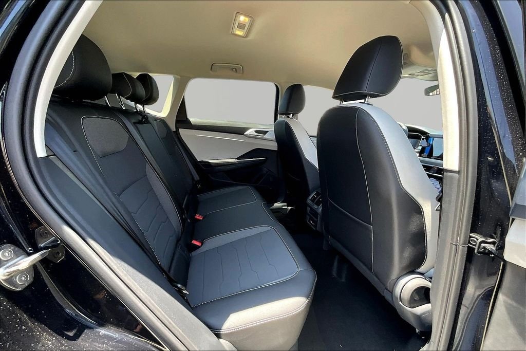 New 2026 Black Volkswagen 1.5T SE image 23