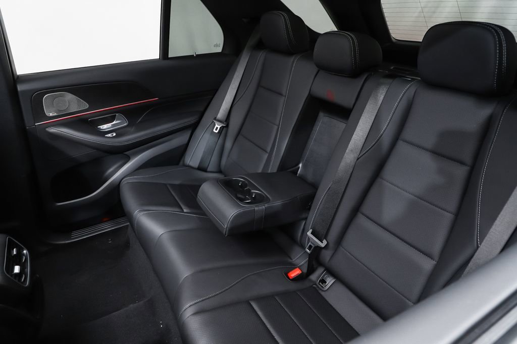 New 2026 MANUFAKTUR Moonlight White Magno Mercedes-Benz GLE 450 image 29