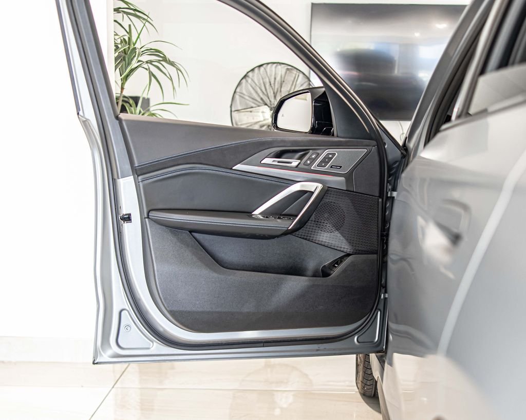 Used 2026 Gray BMW M35i image 30
