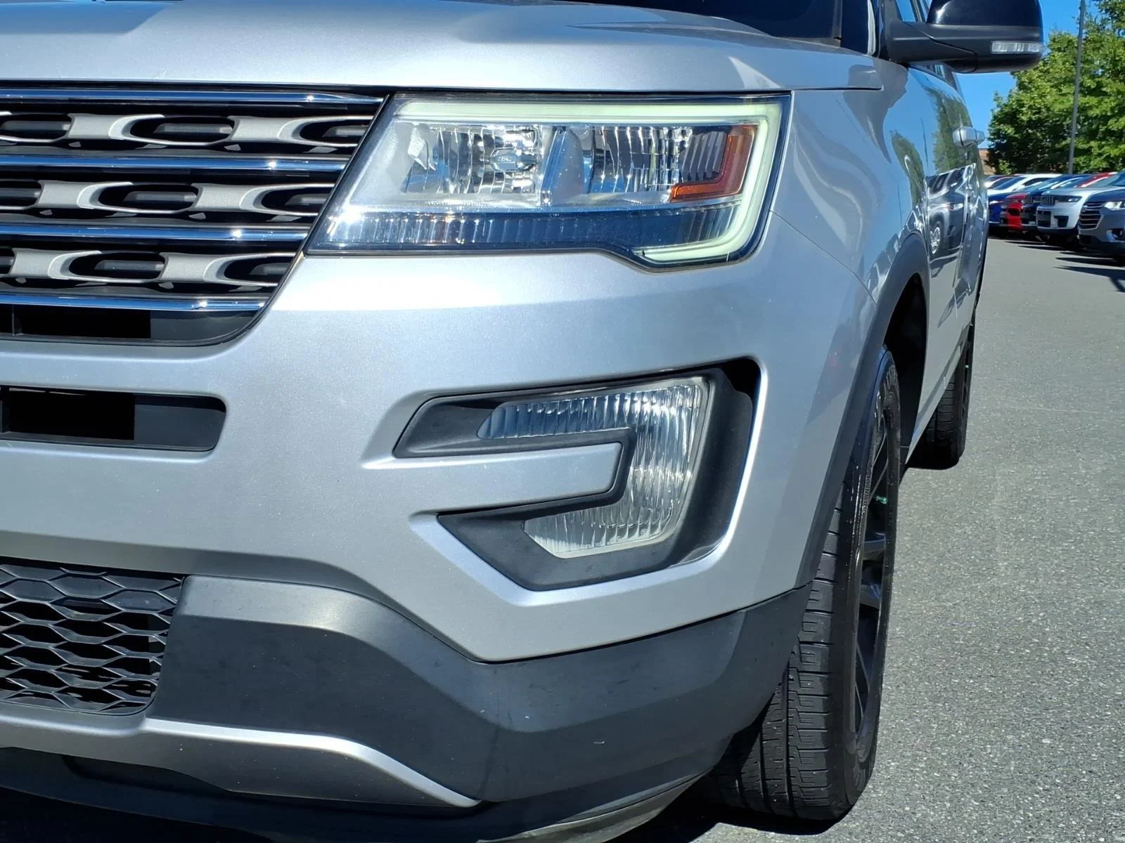 Used 2017 Ingot Silver Ford XLT image 12