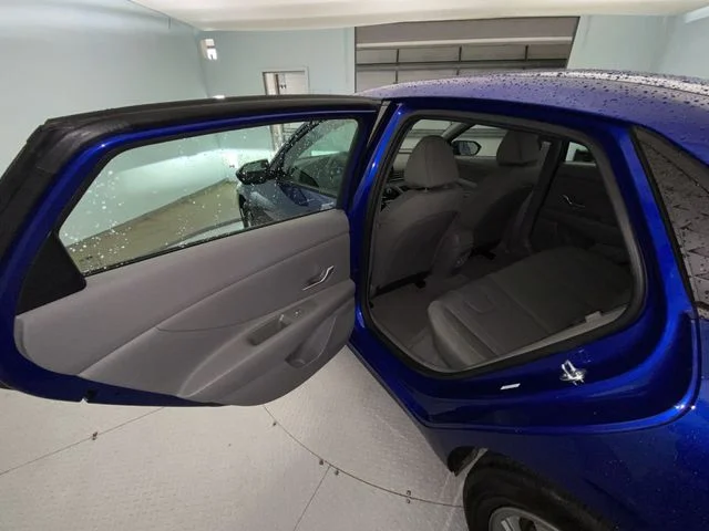 Used 2025 Blue Hyundai SE image 21
