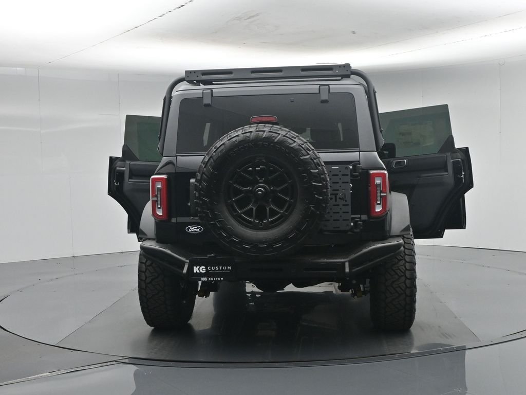 New 2026 Shadow Black Ford Badlands image 35