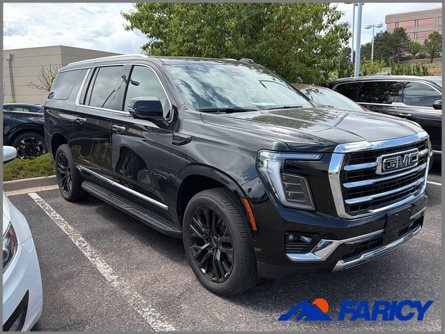 2026 GMC Yukon 4WD Elevation's photo