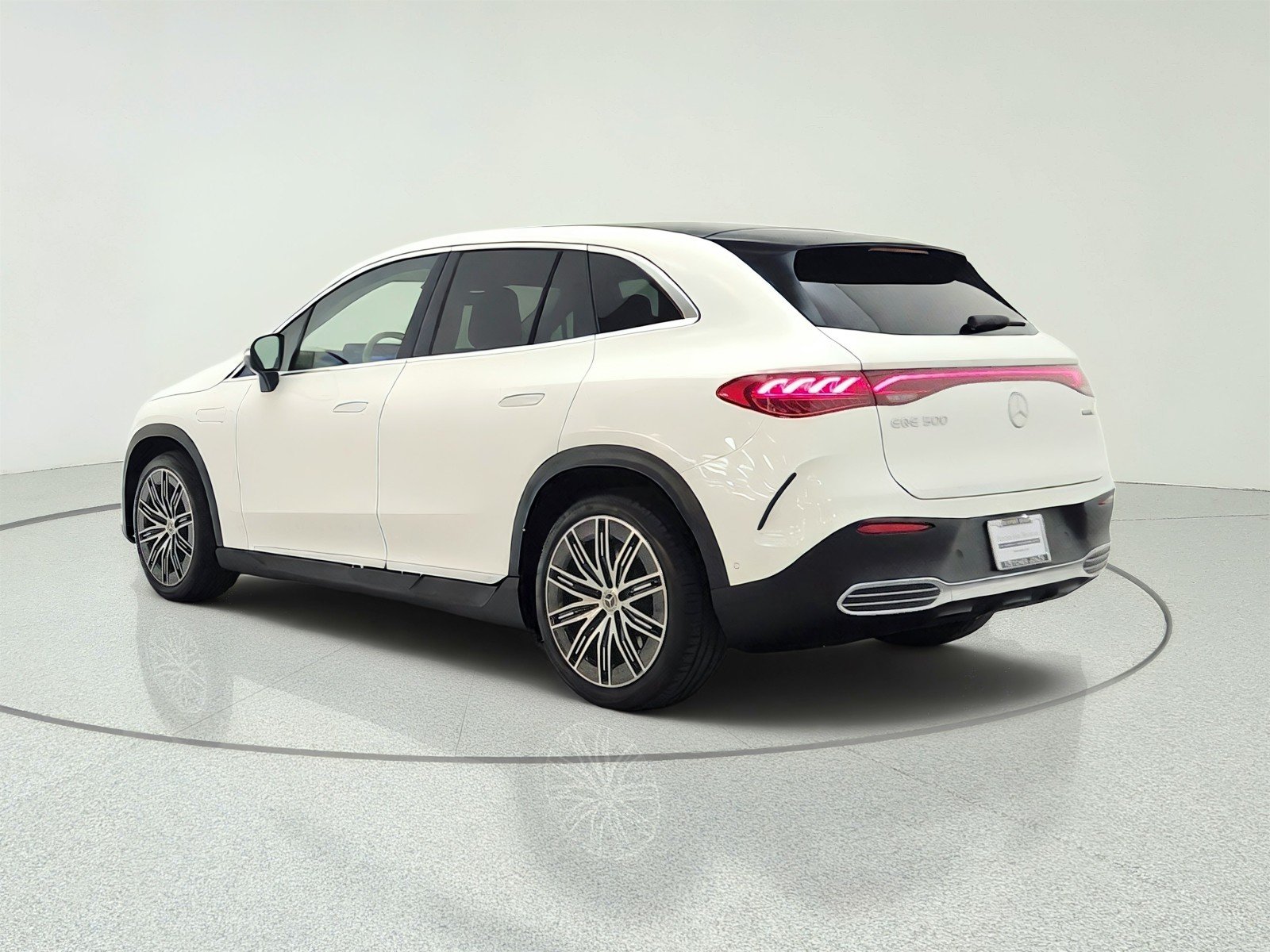 Used 2023 Polar White Mercedes-Benz EQE 500 4MATIC® SUV image 7
