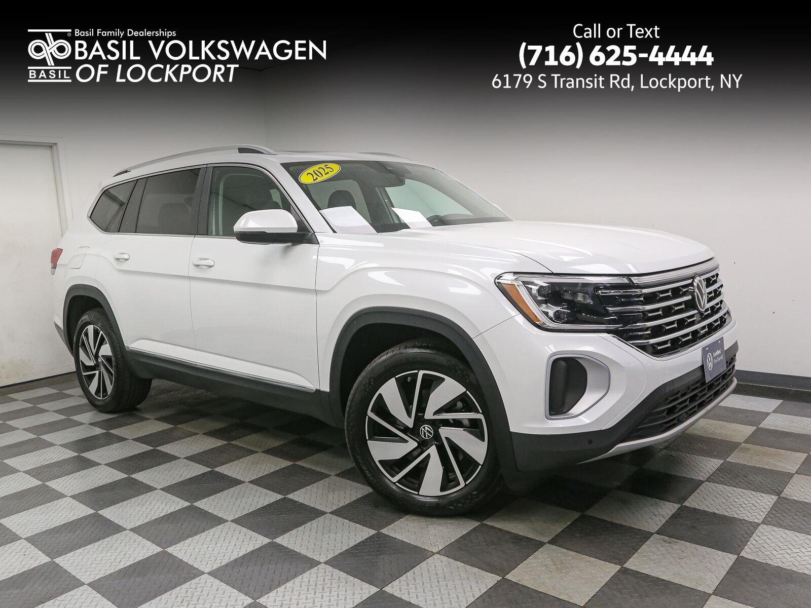 Used 2025 WH Volkswagen 2.0T SEL image 1