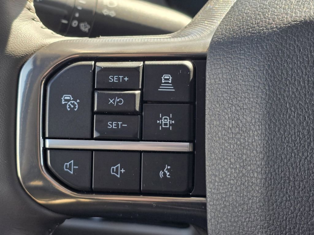 New 2026 Star White Metallic Tri-Coat Ford F-450® Platinum® image 21
