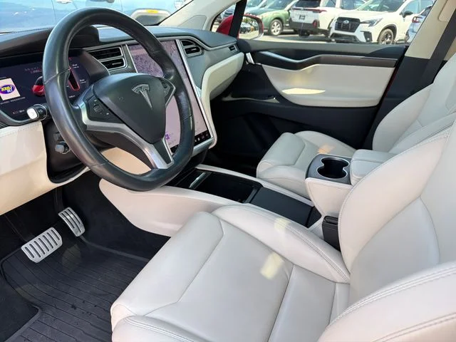 Used 2018  Tesla P100D image 18