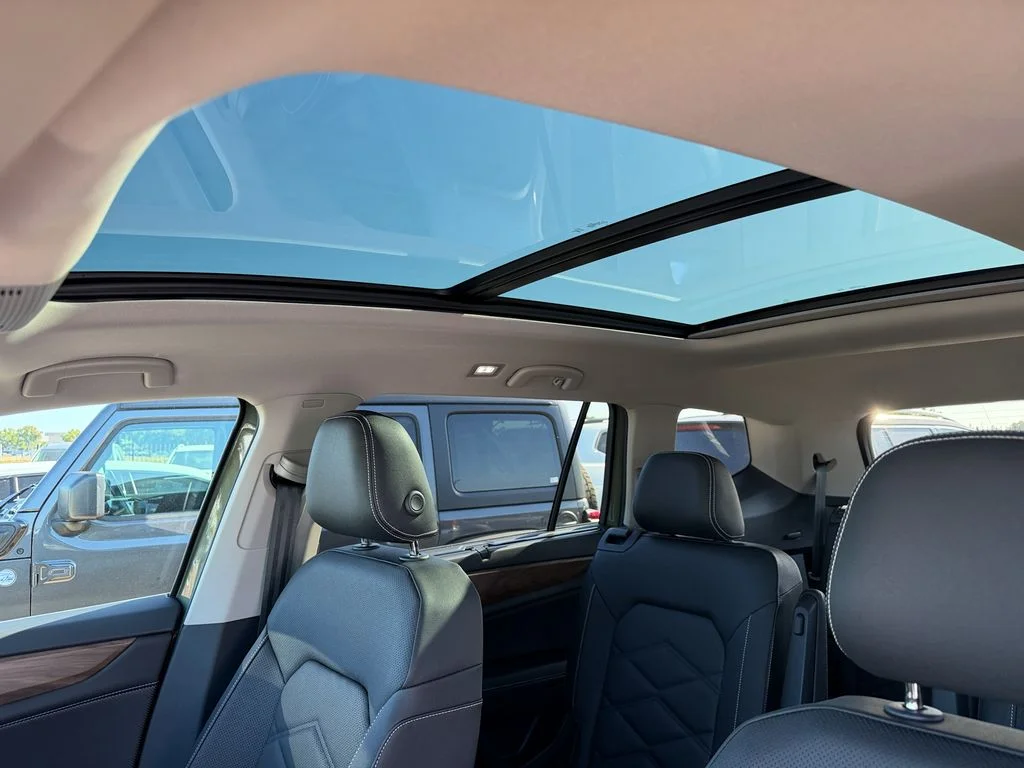 New 2026  Volkswagen SE w/Technology image 24
